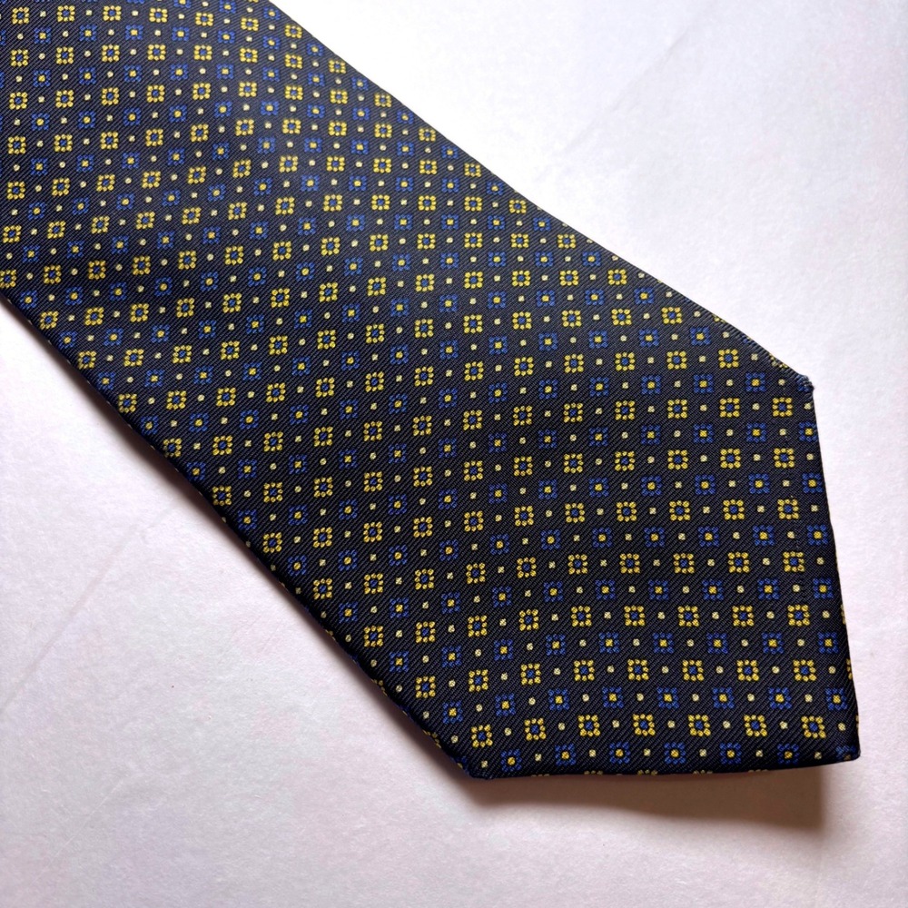 Brooks Brothers Makers Navy Blue Yellow Silk Medallion Geometric Tie Made in USA